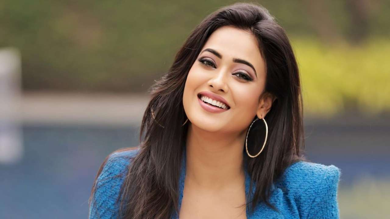 Shweta Tiwari's social media following