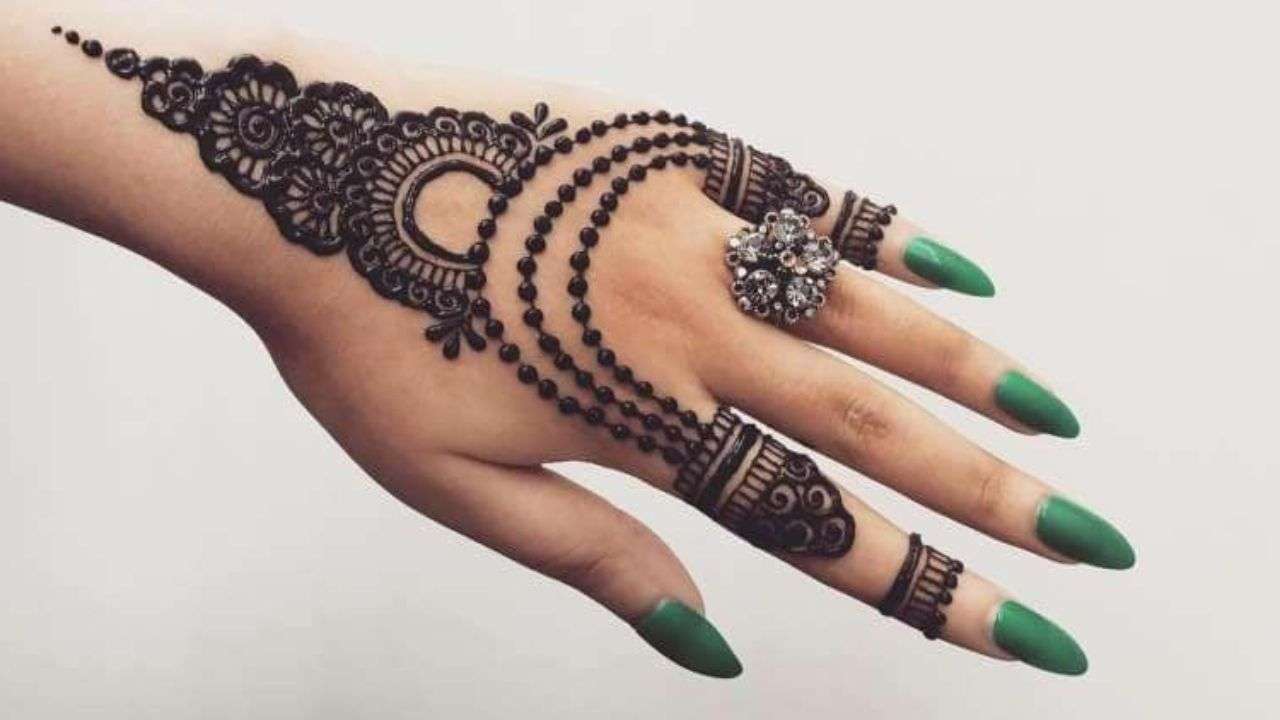 Jewellery Mehandi (Photo: Pinterest)