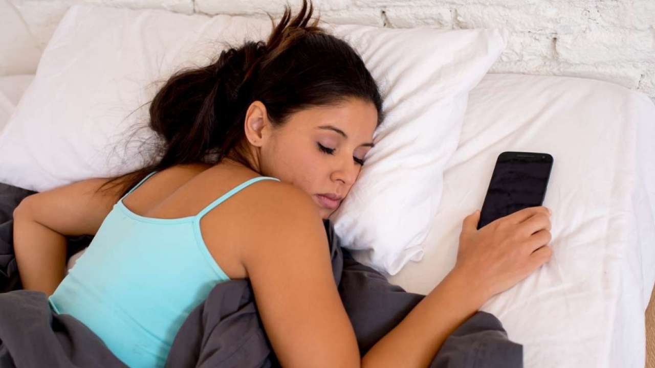 Unwind 30 minutes before sleep