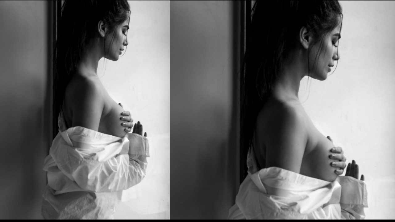 Poonam Pandey Bold Photoshoot