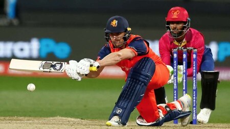 UAE v Netherlands, Kardinia Park, October 16