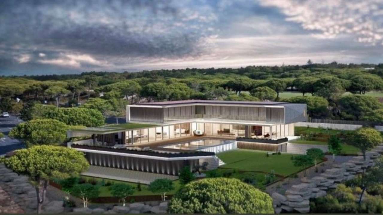 Cristiano Ronaldo has purchased Portugal's most expensive home and