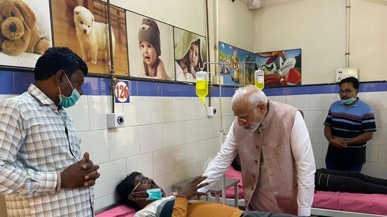 PM Modi visits Morbi, meets with injured admitted to hospital