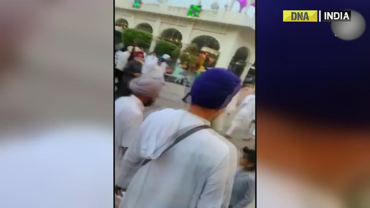 Haryana CM Khattar offers prayers at Dera Kar Sewa Gurdwara in Karnal