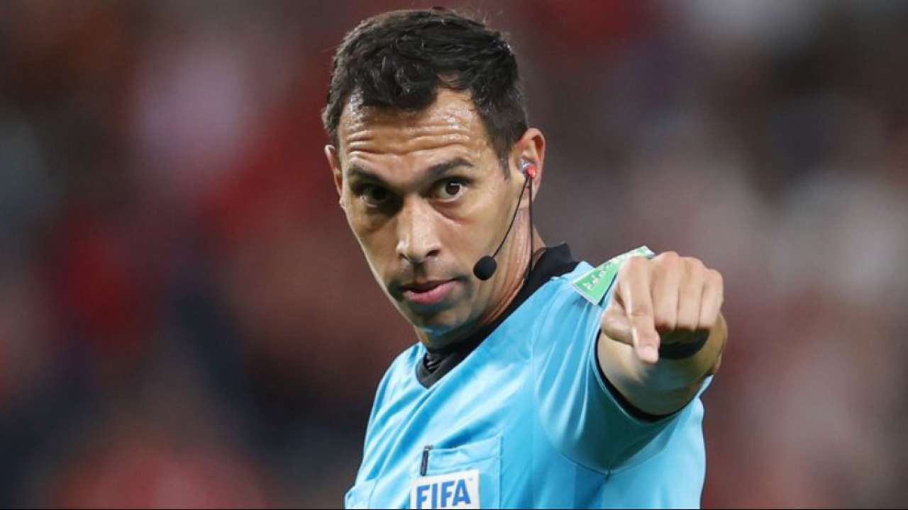 FIFA World Cup bound referee Facundo Tello shows 10 'red cards' during Argentina cup final