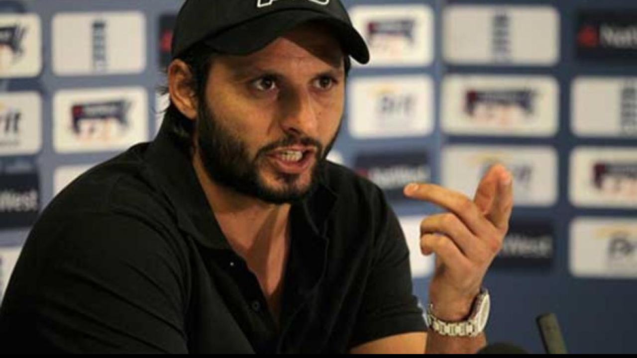 Shahid Afridi asks Shami to be sensitve