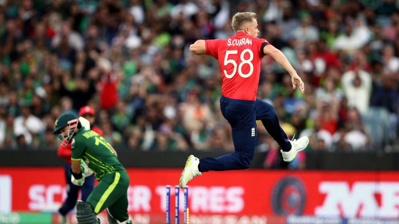 Sam Curran 3/12 vs Pakistan in the final