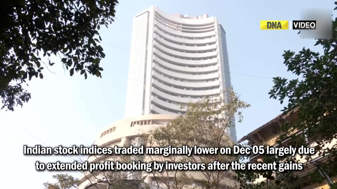 Indian stock indices extend losses to second day; Sensex down by 300 pts 