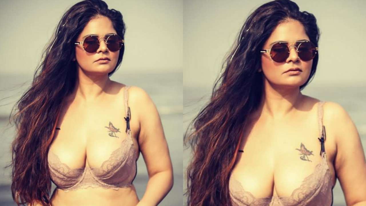Abha Pol Sex Porn - Hot and sexy viral reels of XXX, Gandii Baat star Aabha Paul that raised  temperature