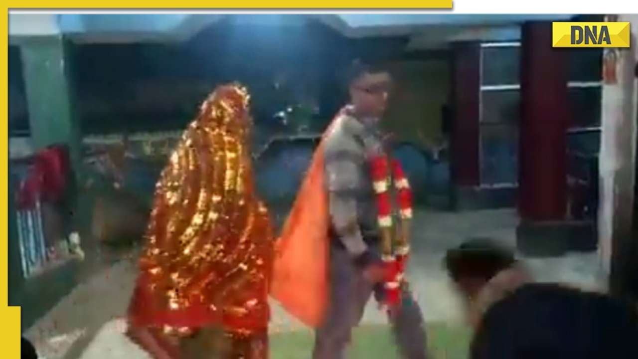 Bangali 18yer Xxx Video - Viral Video: 42-year-old teacher ties knot with his 20-year-old student in  Bihar