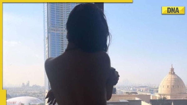 Urfi Javed goes topless, poses in bathtub during Dubai vacation, photo