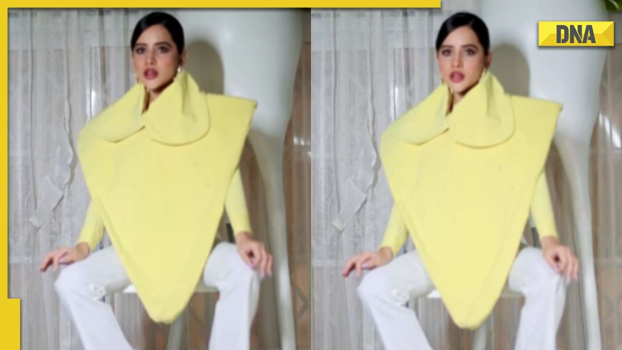 Urfi Javed gets brutally trolled for wearing bizzare outfit, netizens say 'samosa ban ke bethi ho'