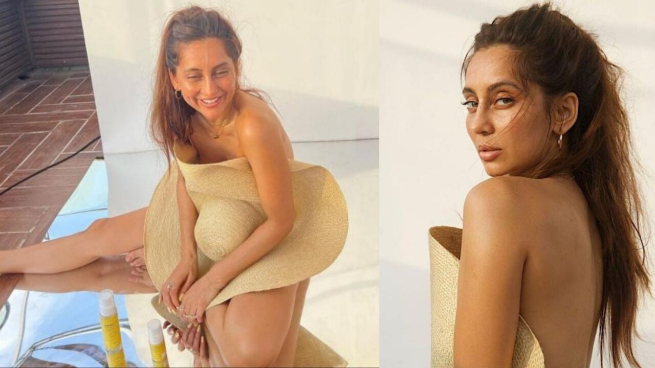 Anusha Dandekar Topless