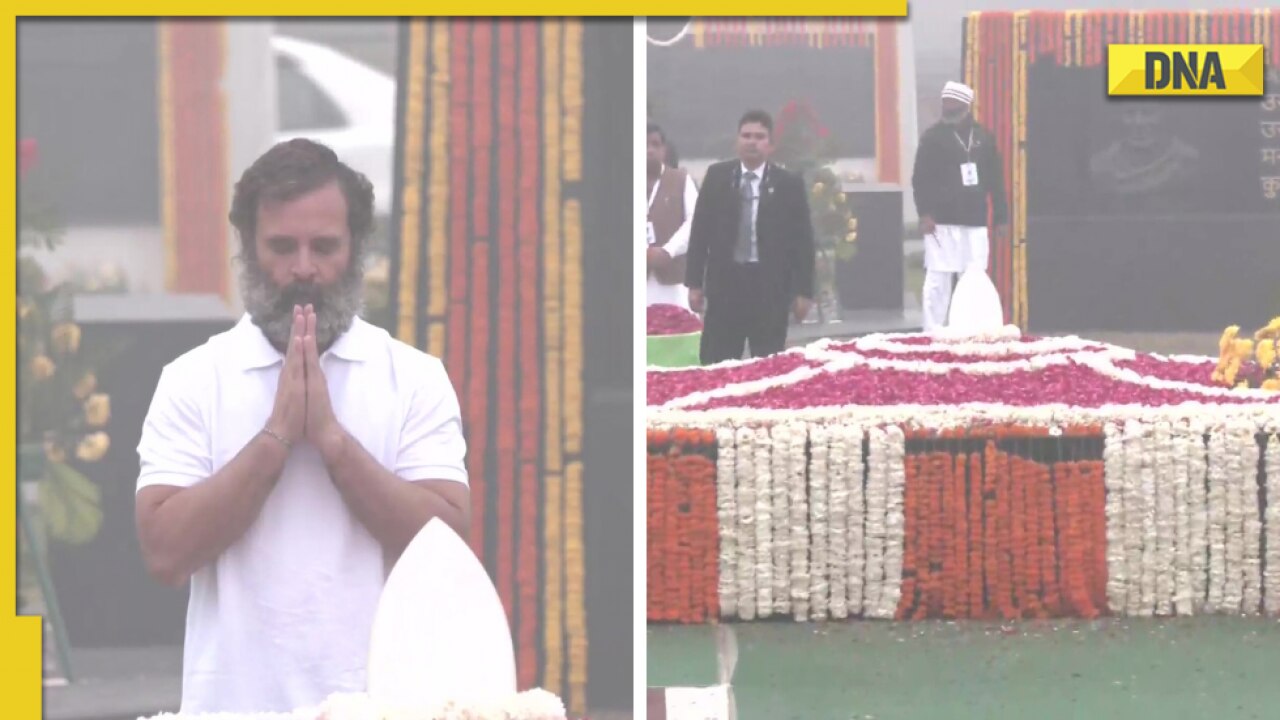 Bharat Jodo Yatra: Rahul Gandhi pays tribute to former PM Atal Bihari Vajpayee, Mahatma Gandhi amid cold wave