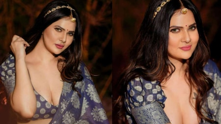 XXX star Aabha Paul flaunts her cleavage