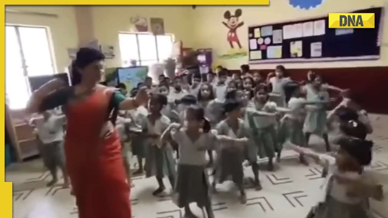 Teacher S Oldest Student Mp4 Xxx Video - School teacher dances to 'Har Har Shambhu' song with her students, viral  video impresses internet