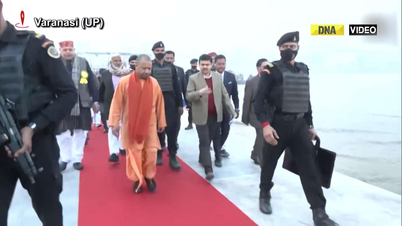 CM Yogi inspects tent city, takes stock of arrangements at Town Hall night shelters