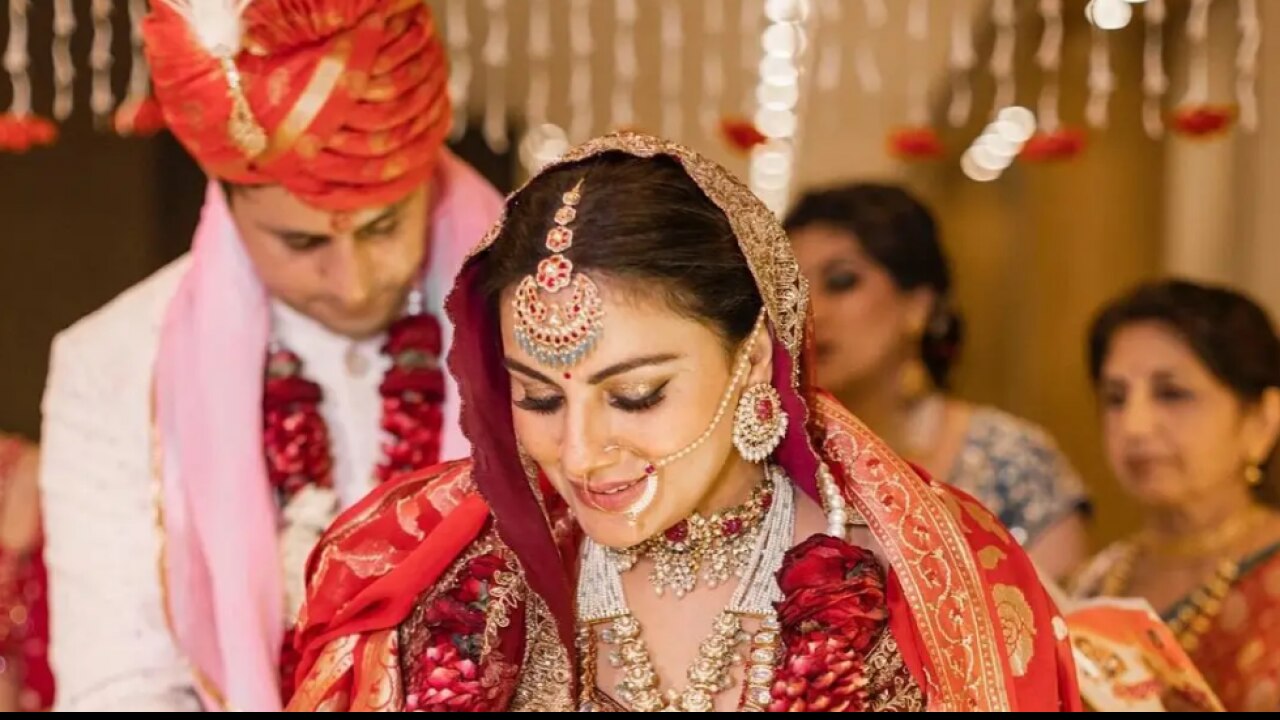 Shraddha Arya Wedding