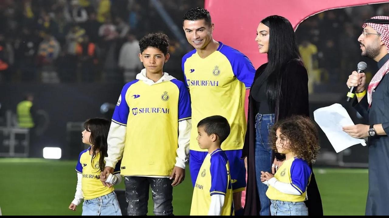 Ronaldo Family In Saudi Arabia 