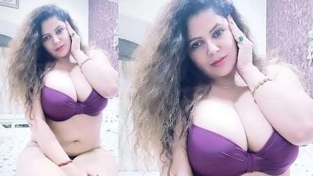 Sapna Sappu's looking desirable in purple bikini
