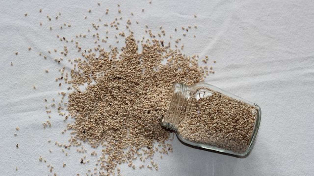 Discover surprising health benefits of Flax seeds From heart health to cancer prevention and more