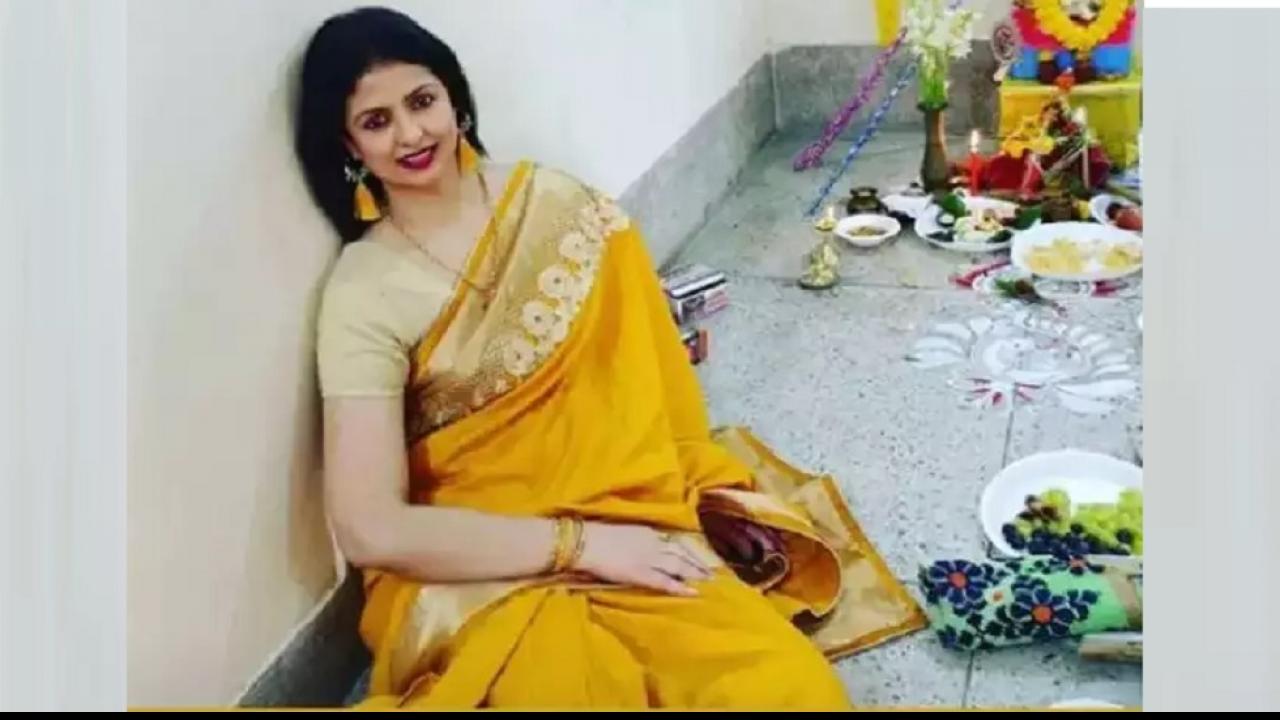 Hasin Jahan celebrates Basant Panchmi 