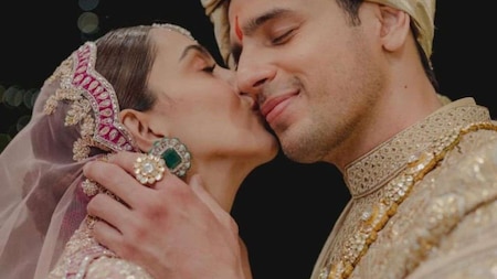 Siddharth Malhotra and Kiara Advani in matching wedding attire