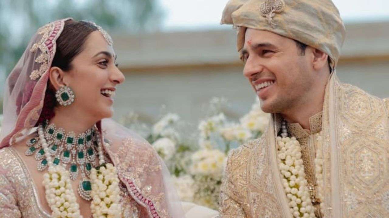 Sidharth Malhotra and Kiara Advani wedding First look at adorable