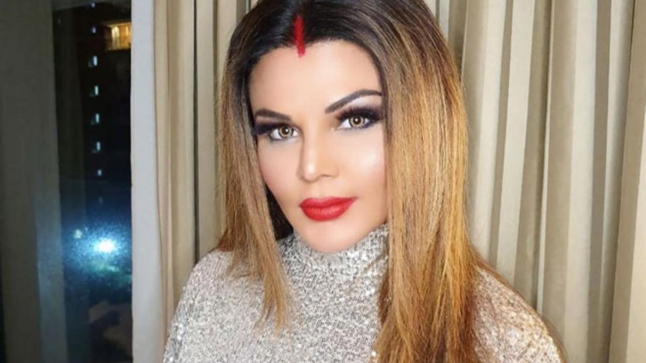 Rakhi Sawant Father Was A Police Constable