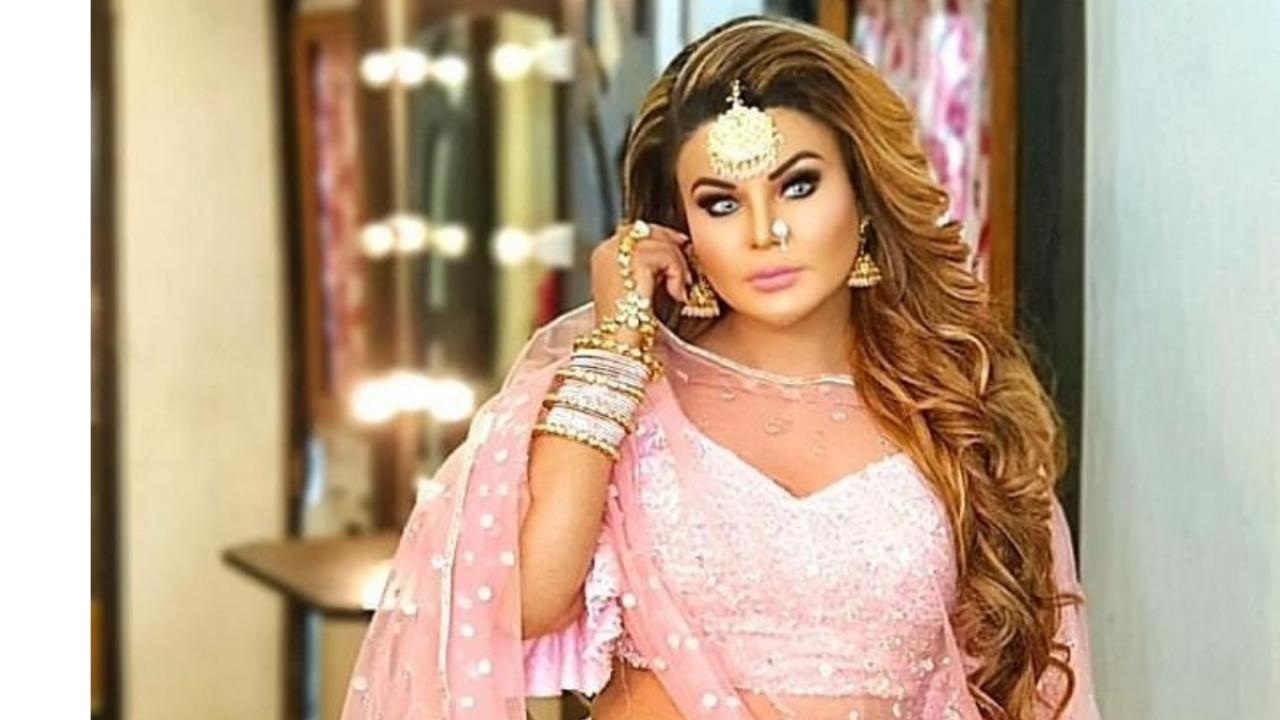 Rakhi Sawant Faced Financial Crisis