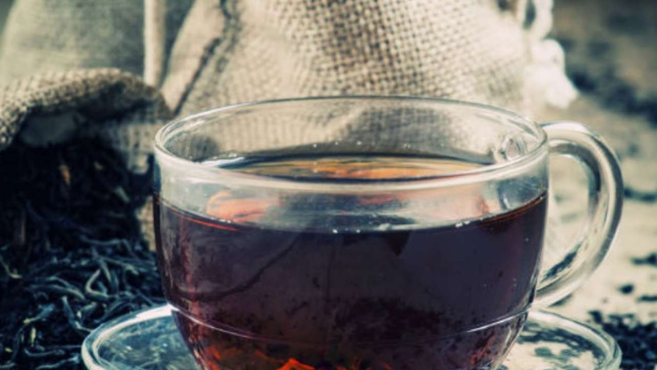 Chai lover? Here are 4 reasons why you should not have tea on empty stomach