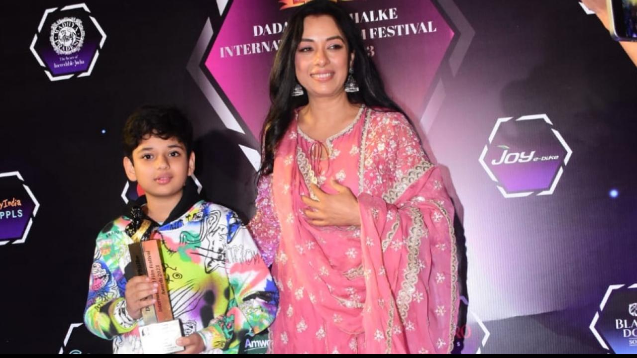 Rupali Ganguly Dadasaheb Phalke Award