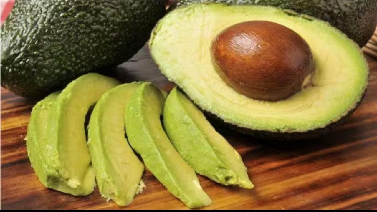 एवोकाडो (Avocado)