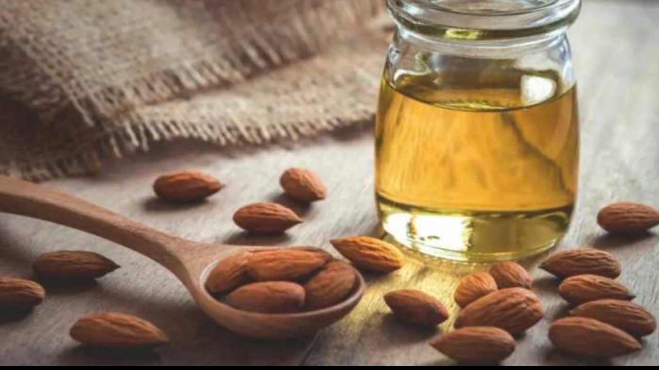 बादाम तेल (Almond Oil)