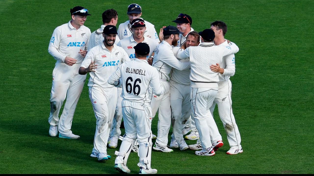 New Zealand won by 1 runNew Zealand won by 1 run