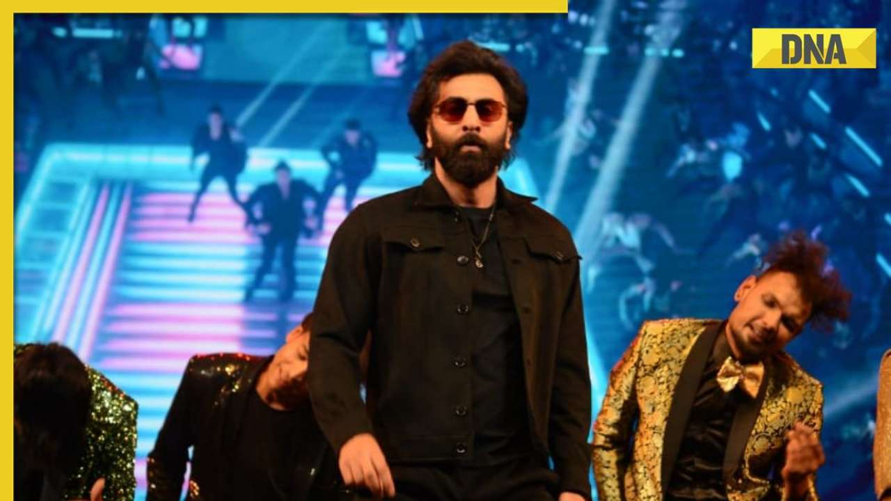 Ranbir Kapoor opens up about staying away from social media, says 'mere mein woh baat nahi hai'