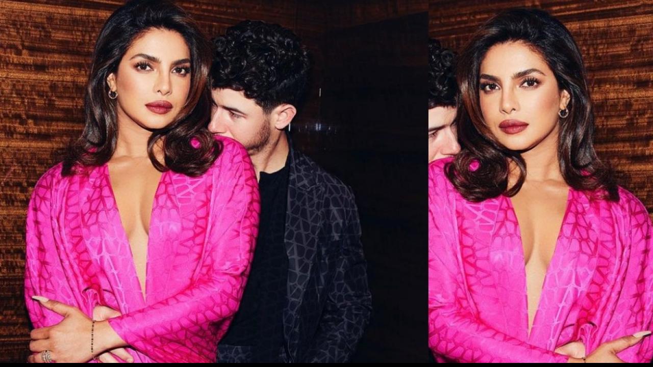 Priyanka Chopra Sizzling Pics With Nick Jonas