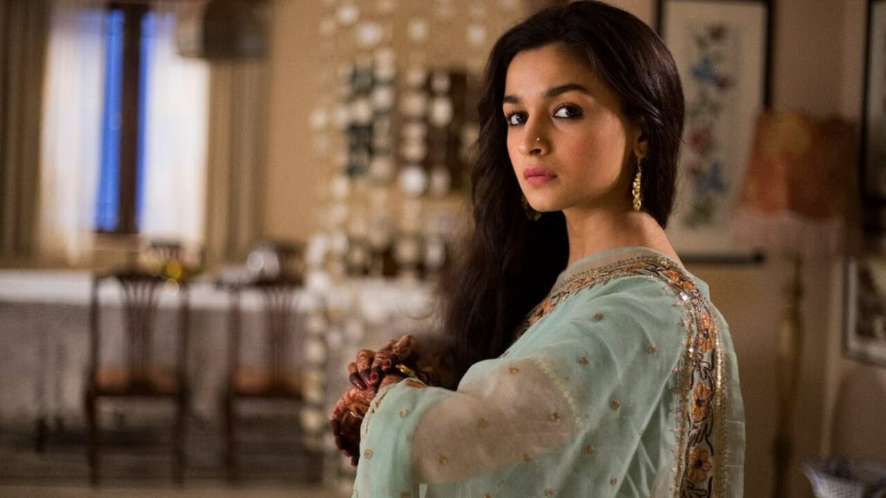 Raazi (Alia Bhatt)