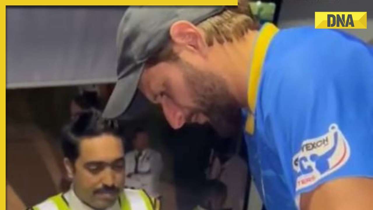 Fan requests Shahid Afridi to give autograph on Indian flag, his response goes viral, watch video