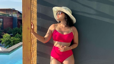 Sumona Chakravarti loves to swim in a bikini