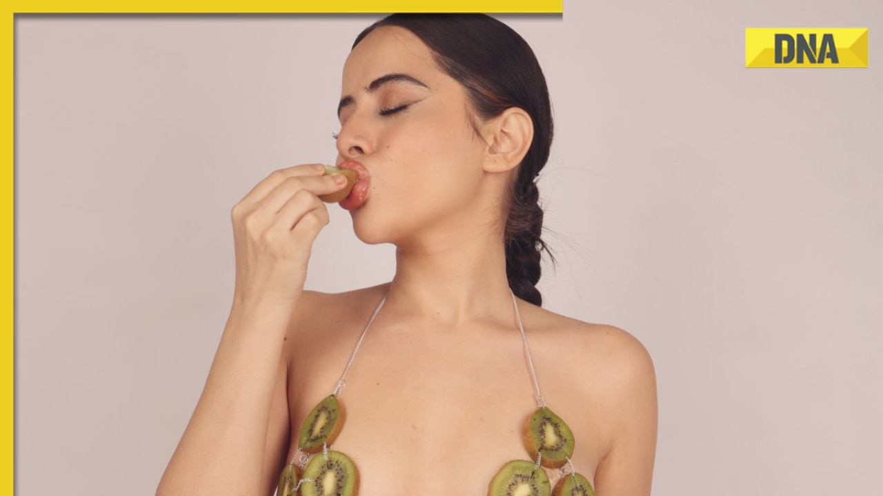  Urfi Javed heavily trolled as she poses in 'barely there' top made of kiwis, netizens say, 'kuch to sharam karo' 