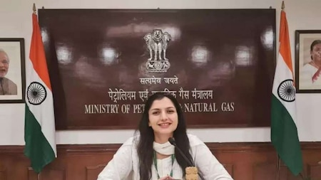 IAS Pari Bishnoi birth