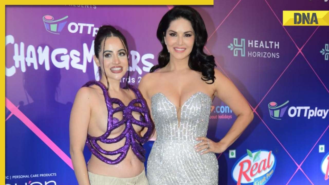 Sanny Leoni Xxx Video Com - Urfi Javed meets Sunny Leone at awards function, poses with her; netizens  say 'Sunny is more decent than her'