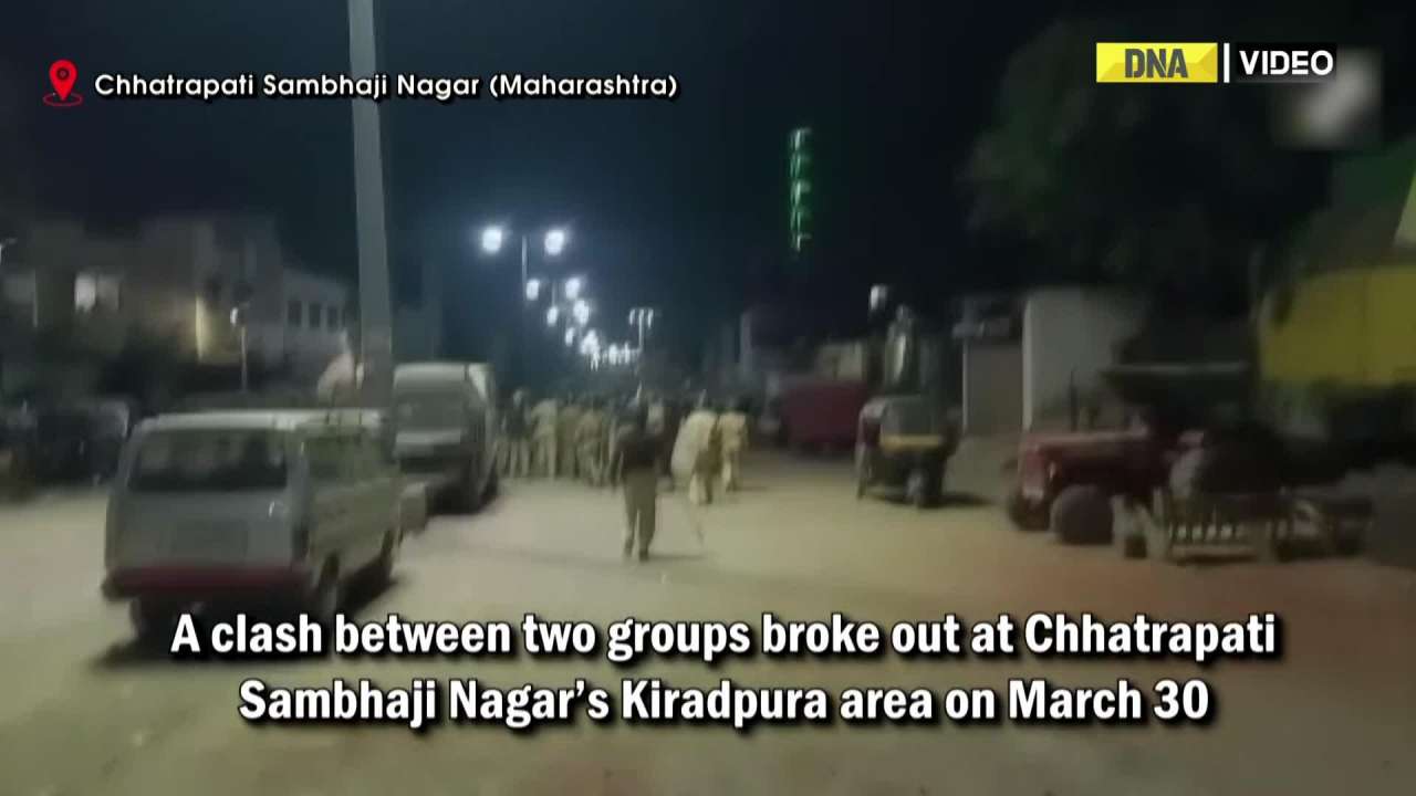Maharashtra: Police, public vehicles set on fire during clash between two groups in Kiradpura