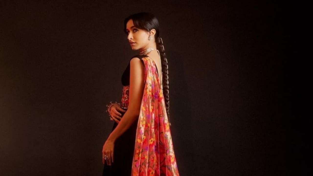 Pics : Varun Dhawan, Shraddha Kapoor promote 'ABCD 2 ' On Nach Baliye 7 -  Koimoi