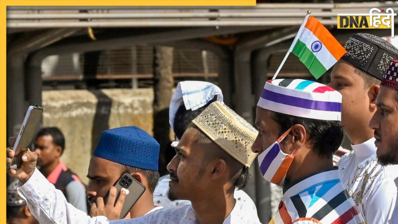 Eid Mubarak 2023: देशभर में धूमधाम से मनाई गई ईद, हर जगह जश्न का माहौल, देखिए तस्वीरें 