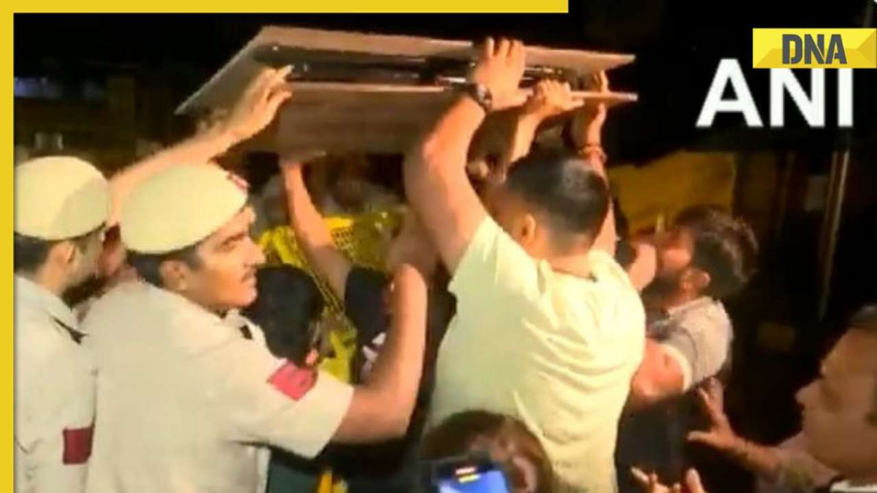 Watch: Scuffle breaks out between police, protesting wrestlers at Delhi's Jantar Mantar