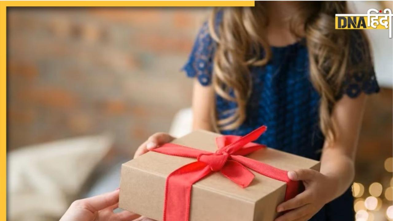 Worst Gift Item: अपने चाहने वालों को कभी ये 8 चीजें गिफ्ट न करें, वरना संबंधों में मिठास की जगह खटास भर जाएगी