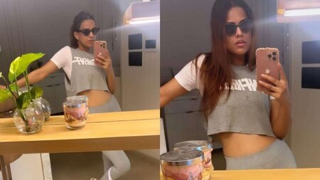 Mirror-selfie champ, Nia Sharma