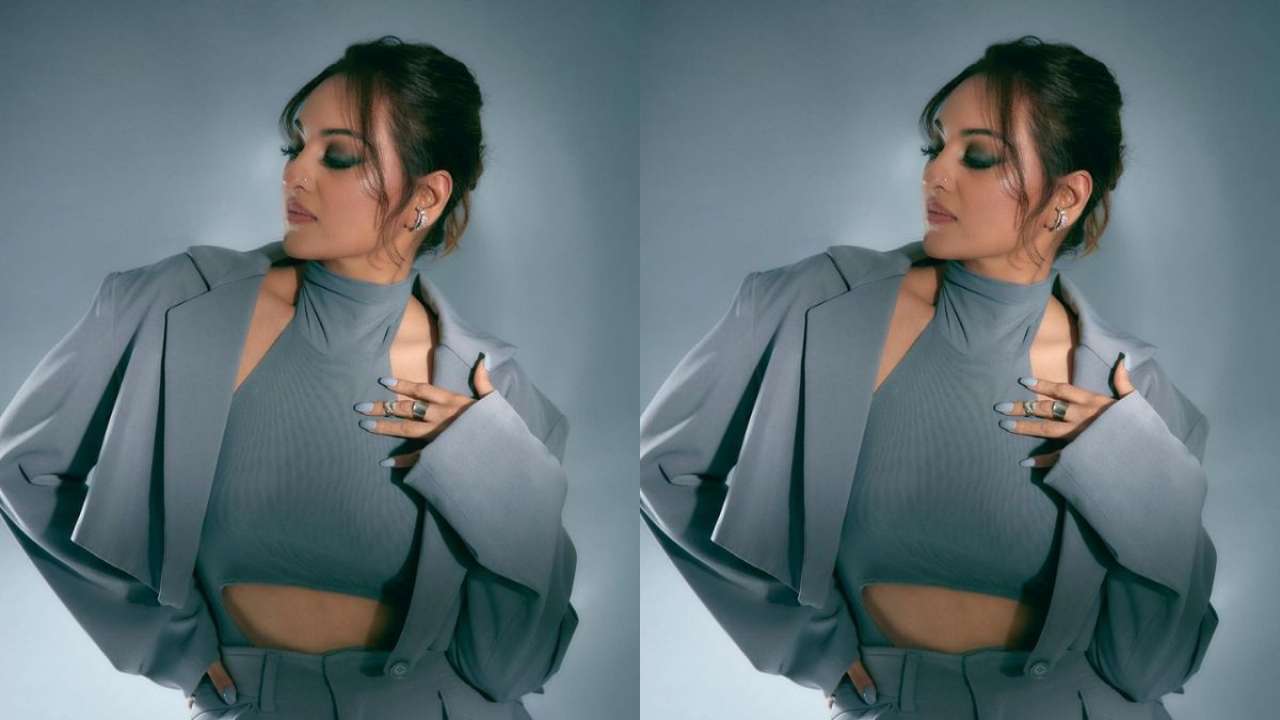 Blue Film Xxx Sonakshi Sinha - Sonakshi Sinha looks stunning at Dahaad promotions in grey pant suit  worth...